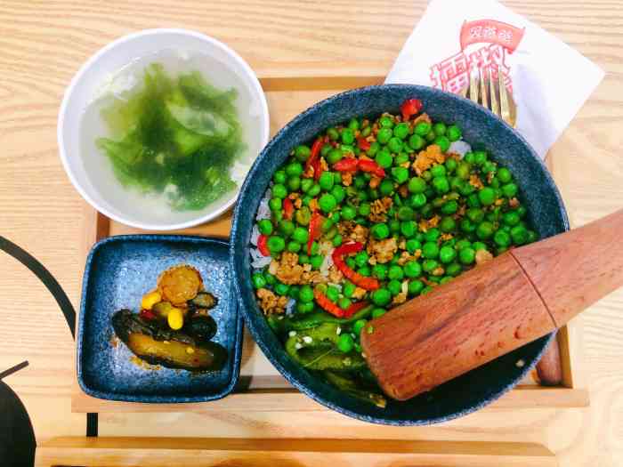 雷椒拌饭-"郎溪新开的一家雷椒拌饭,这个在去年开始比.