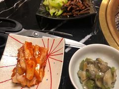 -山川小町·极番烧肉(新地假日广场店)