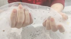 -UGIRL有个美甲