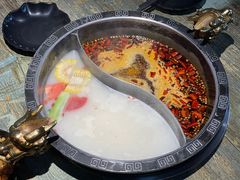 -销魂美蛙鱼头火锅(上海首店)