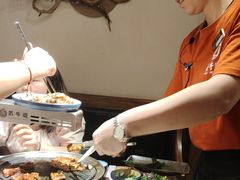 -明洞阿姨·韩式酱蟹烤肉·创意料理(三元桥店)