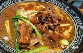 Sauce-Flavored Beef Bone Noodles
