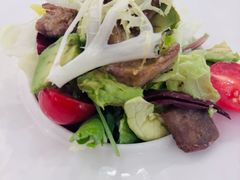 鹅肝牛油果色拉-红房子西菜馆(淮海中路店)