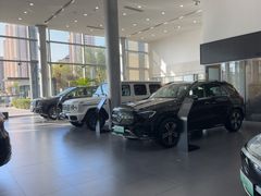 -天津波士信达奔驰4S店(卫津南路店)