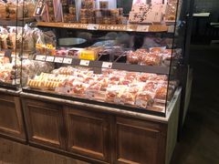 面包甜点陈列柜-巴黎贝甜(凯德MALL望京店)