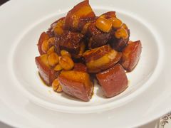 莲子红烧肉-俏江南天津时尚曲艺主题餐厅(马场道店)