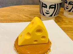 芝士咸蛋黄蛋糕-星巴克臻选(北京世贸天阶店)