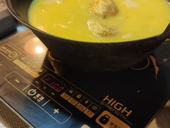 -鲜入围煮花胶鸡海鲜火锅