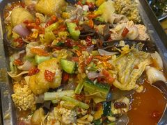 -后街佬·炭火鲜鱼杂(南城店)