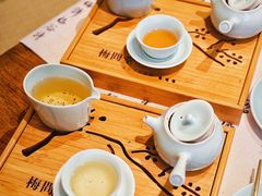 -梅间堂茶馆(绿地缤纷城店)