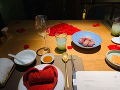 店内布置-新荣记(西溪湿地店)