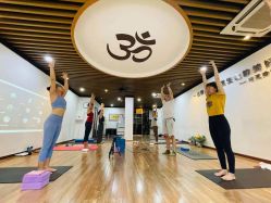 -兴亚瑜伽20年老馆