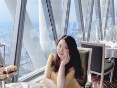 -广州塔卢特斯法国旋转餐厅