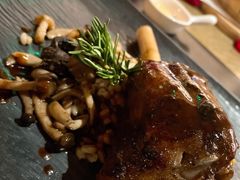 16小时慢煮纽西兰羊腿-恰餐厅CHAR Grill(北京三里屯洲际店)