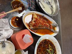 -雪湖煜辰鱼头老店(雪野湖店)