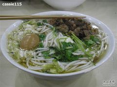 花溪王牛肉粉-花溪王记牛肉粉(四季花溪商场店)