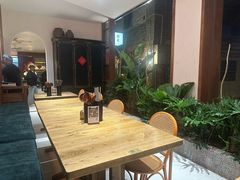 -银米·云南传统过桥米线(双廊黑金冠店)