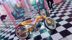 -变画·发型STUDIO