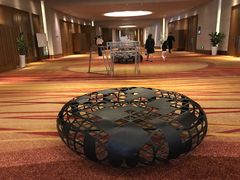 -上海滴水湖皇冠假日酒店