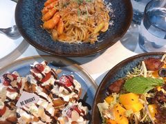 草莓忌廉华夫饼-BE BRIGHT KITCHEN(正佳广场店)