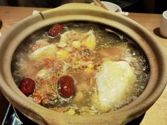-邹开喜·炭炉鸡煲·海鲜火锅(虹口足球场店)