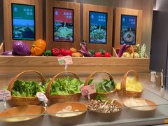 -左庭右院鲜牛肉火锅(新梅广场店)