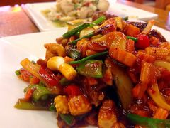 -J Daeng Seafood