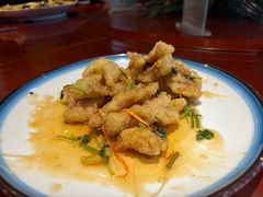 -靠山屯东北农家菜(八龙桥雅苑店)