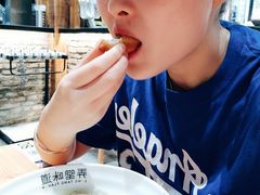 -弄堂咪道-饭香·面香·馄饨香(兴梅店)