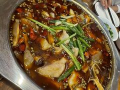 -乡土特色.冷锅鱼.牦牛肉汤锅