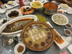 新民酸菜血肠-南湖春色海鲜食府(中兴街店)