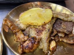 -胡悦里韩式烤肉(芝罘万达广场店)