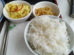 -85度C(生甜甜圈研究工坊·上海平凉店)
