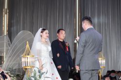 -MECCI婚礼摄影跟拍(红东方广场店)