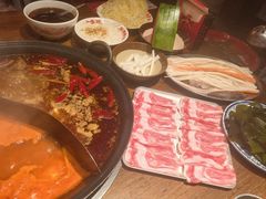 -萍姐火锅·公路夜市(武汉首店)