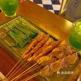 “江湖”味儿国潮风烧烤酒场