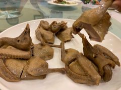 梅子乳鸽-岭南海晏楼(东晓南店)