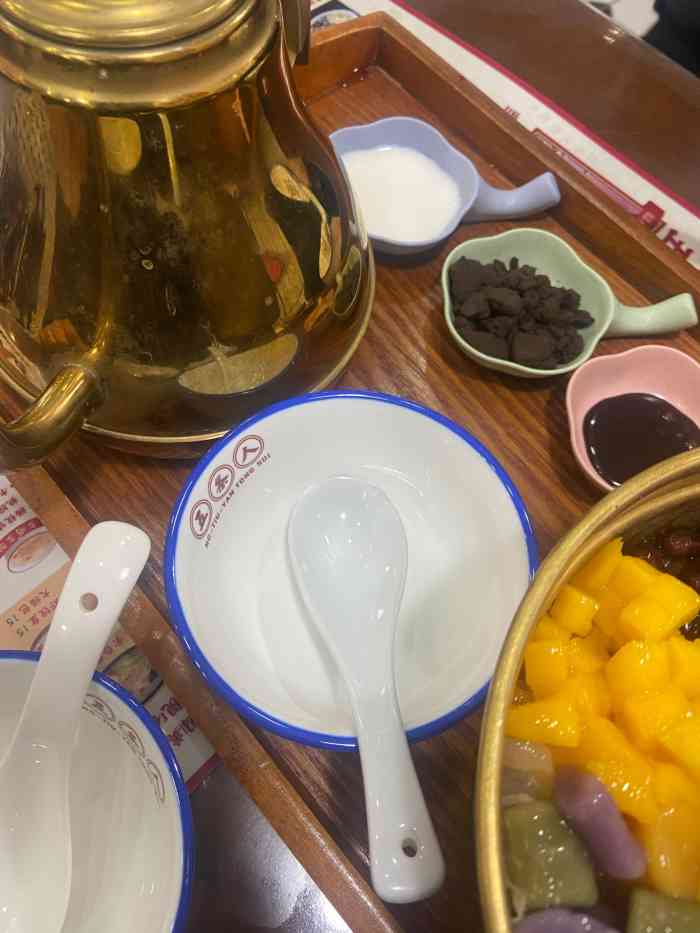 五条人糖水铺(幸福林带环球港店)-"种草很久的店,今天终于和闺蜜来