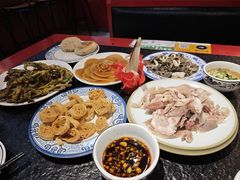 -老北京胡同味道二荤铺(酒仙桥店)