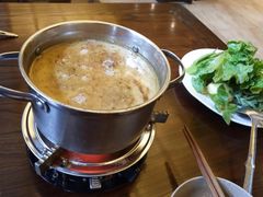 -香园自助小火锅