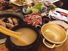 -枣玛露炭火烤肉脊骨锅