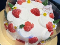 -花花卷卷·鲜食蛋糕(静安久光百货店)