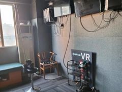 -VR 间客漫·PS电玩·虚拟现实包间游戏电竞(街道口店)