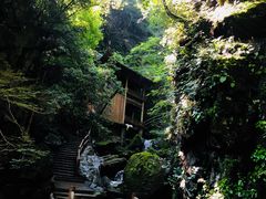 -藏龙百瀑风景区