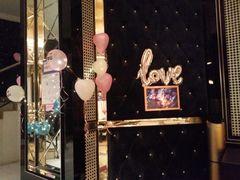 -花间阁鲜花气球连锁(两路口上清寺急市救中心店)