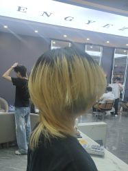 -藤野造型烫染·漂发