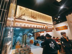 -馋三尺蟹粉小笼(人民广场店)