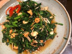 青年拌菜-青年公社烤鸭(宝杨宝龙广场店)