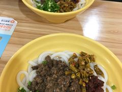 -吴佳拌米粉(川大店)