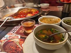 -廖掌柜·重庆鲜货火锅(上海首店)